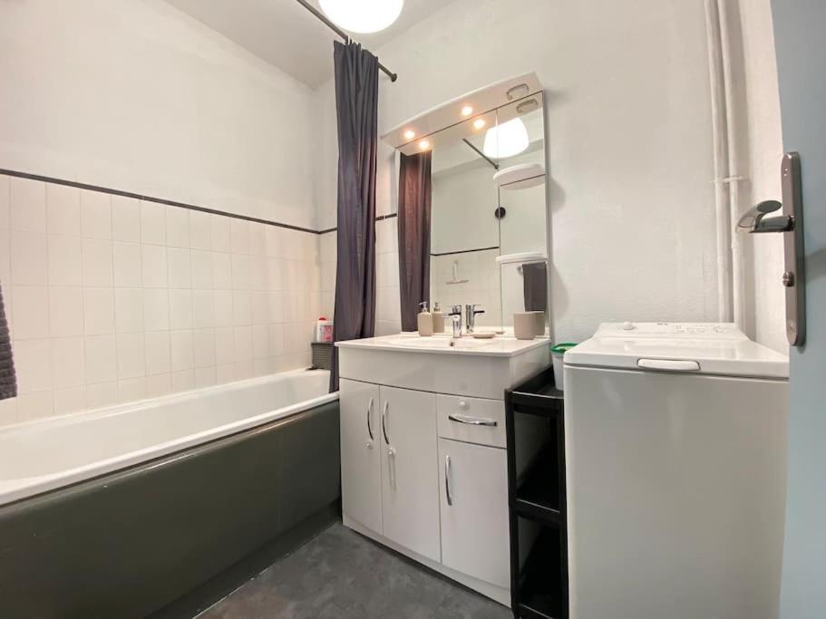 Apartamento Grand F3 Tres Lumineux, Proche Gare, Avec Parking Proudhon Clermont-Ferrand Exterior foto
